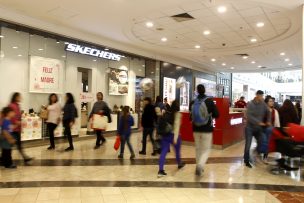 CNC, Aduanas y la Cámara Cosmética hacen un llamado a los consumidores a comprar en el comercio formal para el Día de la Madre
