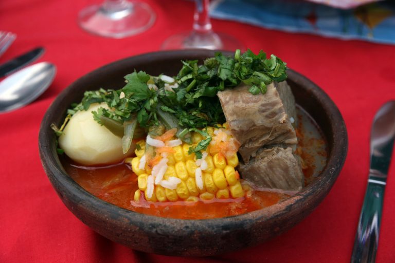 Día Nacional de la Cazuela: así puedes preparar este clásico plato chileno en casa