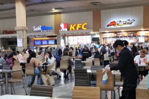 Fallece mujer en centro comercial tras sufrir asfixia por alimentos