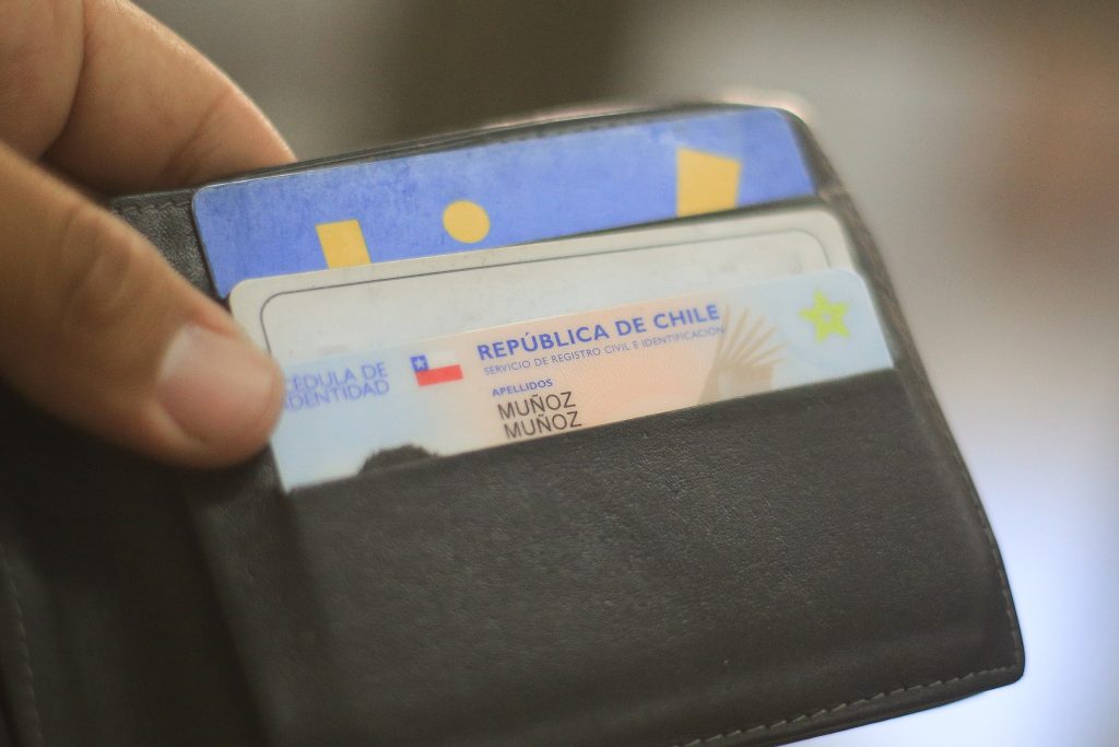 Cédula inteligente: Chile se suma al grupo de países con pago digital integrado