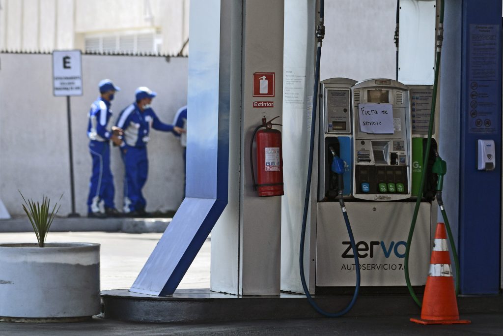 Fatal atropello en servicentro Copec deja un fallecido y un herido grave