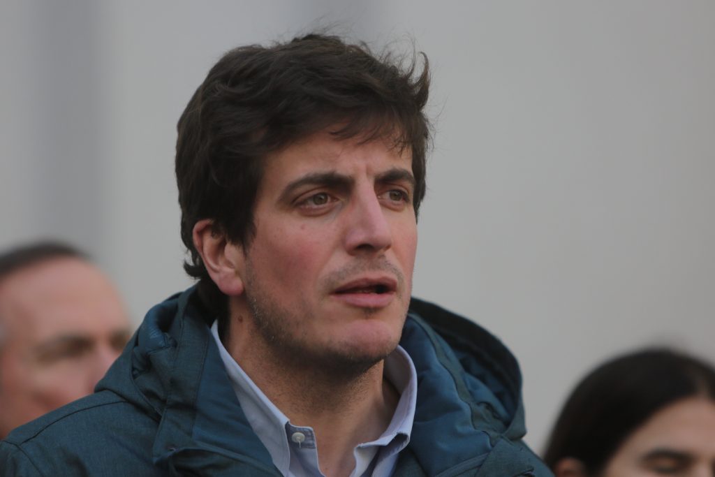 Schalper critica manejo de Boric en relaciones exteriores: 
