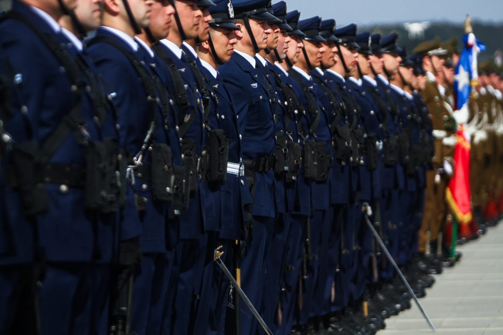 Acto en Plaza Sotomayor reúne a autoridades por aniversario de las Glorias Navales