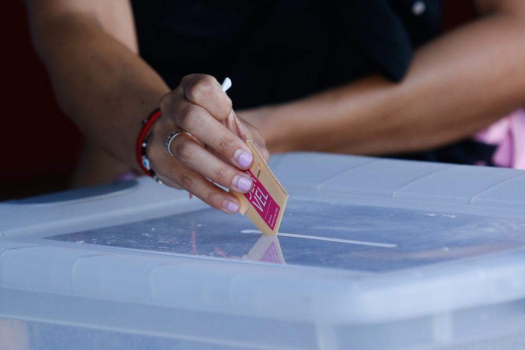 Gobierno emite instructivo de prescindencia para funcionarios públicos en elecciones