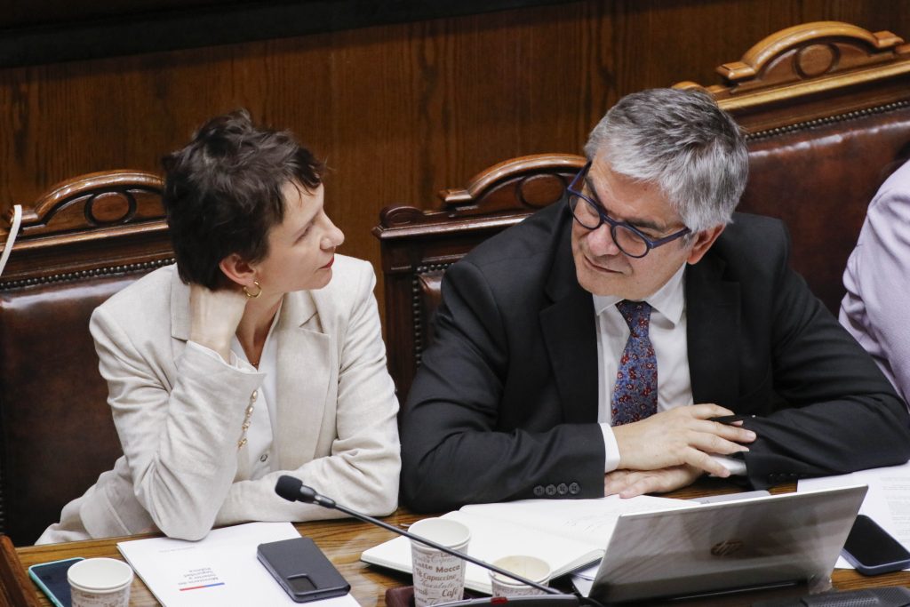 Carolina Tohá confirma relación con el ministro Mario Marcel: 