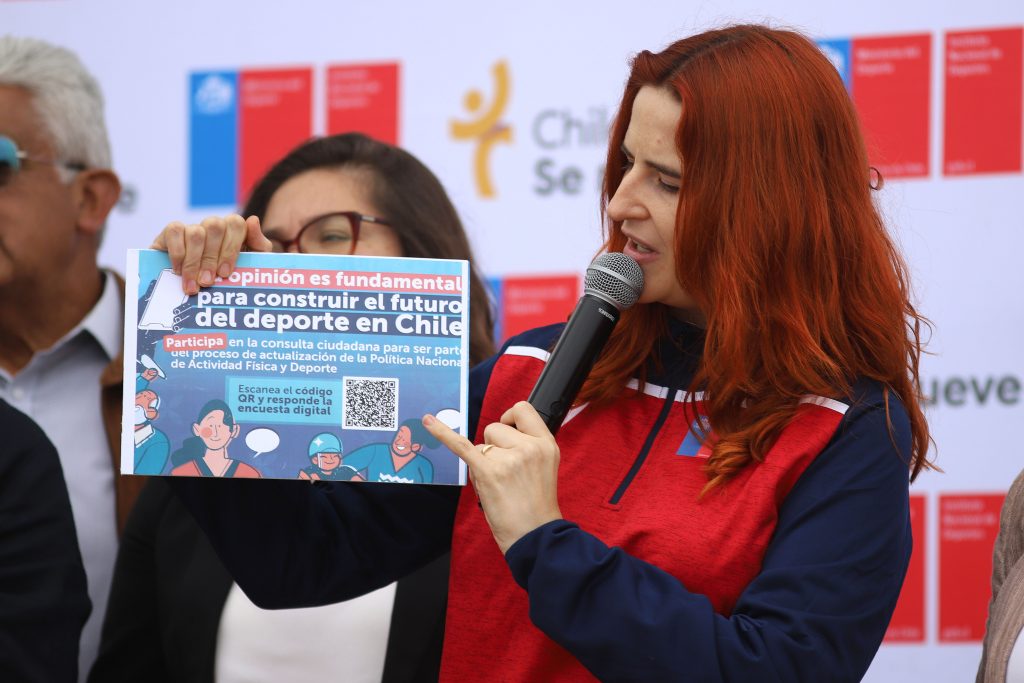 Contraloría cuestiona renuncia de Emilia Ríos como alcaldesa de Ñuñoa y complica su rol en el Gobierno