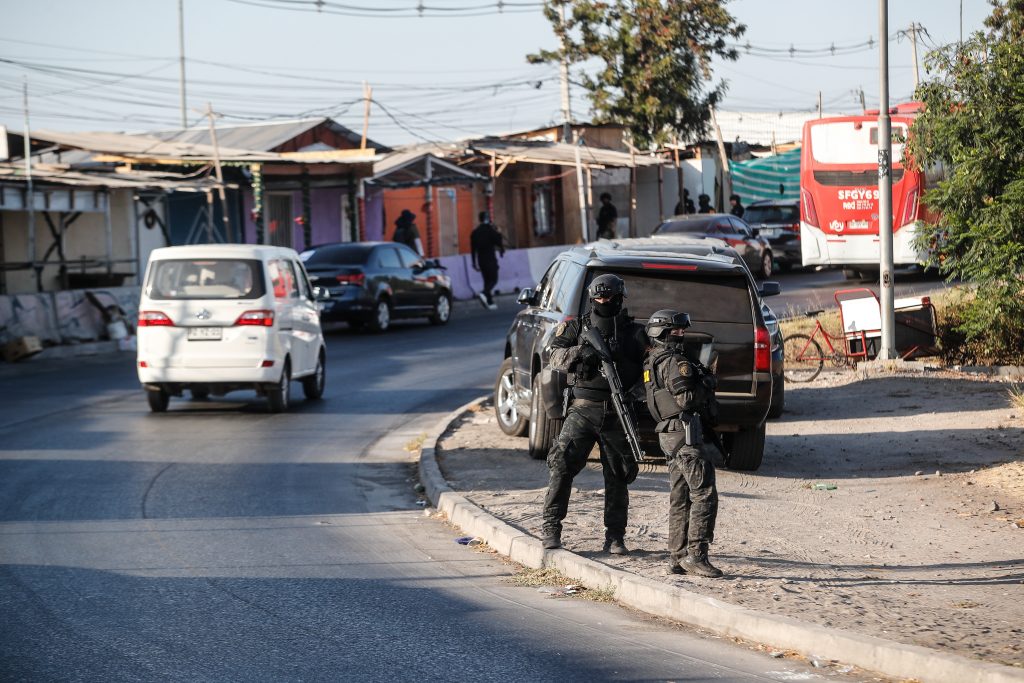 Ipsos: El crimen y la violencia (66%) se mantienen como la principal preocupación en Chile