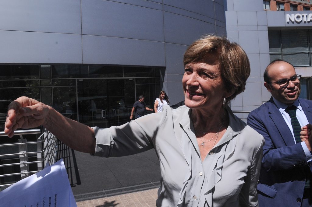 Evelyn Matthei da la bienvenida al papa León XIV: “Un faro de esperanza en tiempos difíciles”