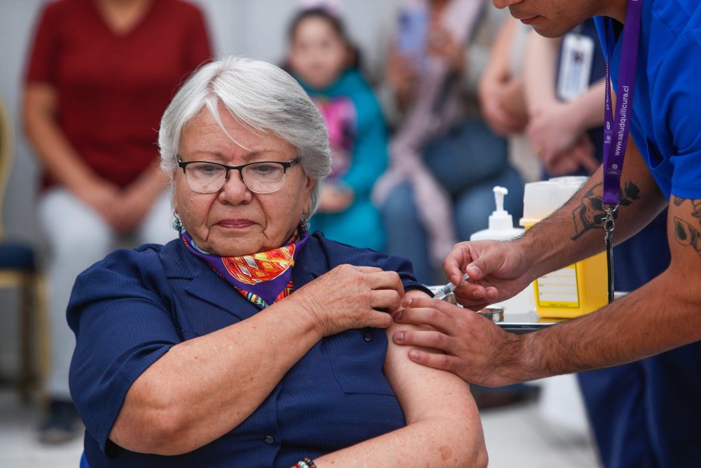 Minsal aclara informe de Contraloría por registros erróneos en vacunación