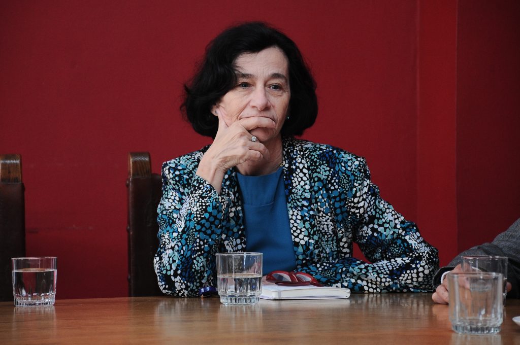 Presidenta del Banco Central advierte que tasas de interés no volverán a niveles prepandemia