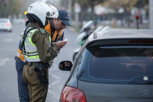 Revisa las patentes que tienen restricción vehicular este lunes 12 de mayo