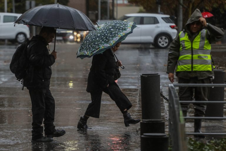 Declaran alerta temprana preventiva por precipitaciones y fuertes vientos en el sur del país