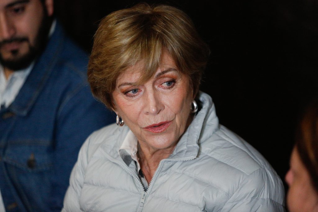 Matthei exige fiscal exclusivo para investigar quiénes usaron licencias y a médicos involucrados