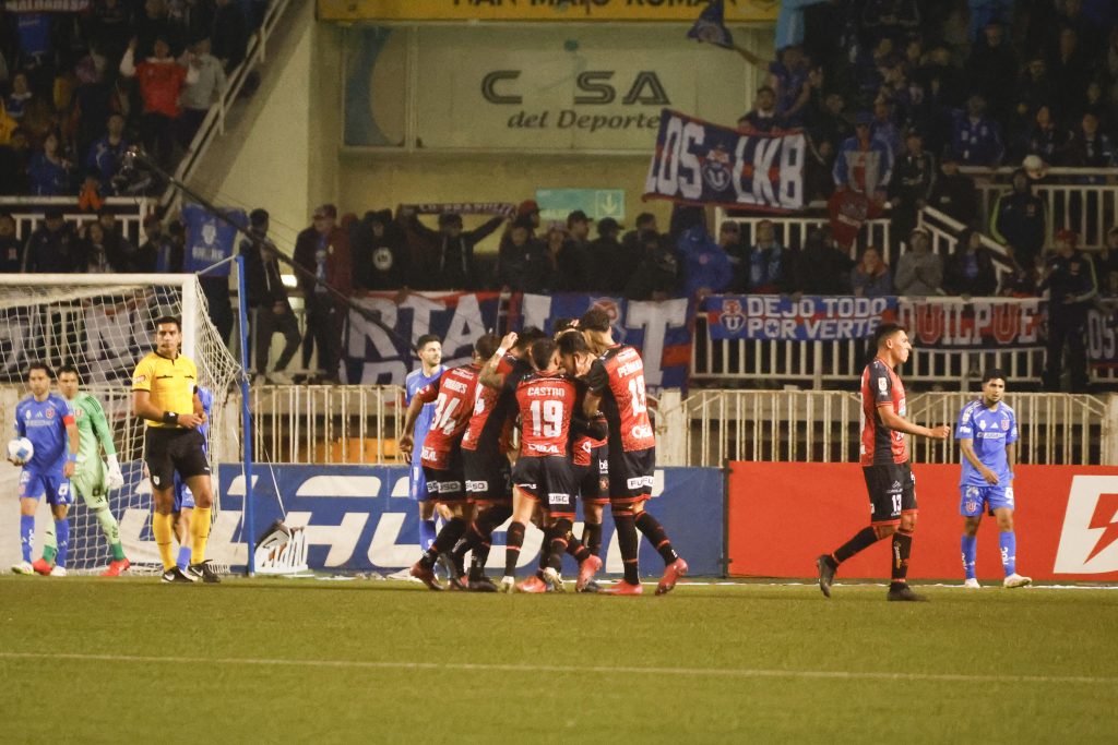 Traspié azul: Universidad de Chile cae ante Limache con equipo alternativo y pierde terreno en la tabla