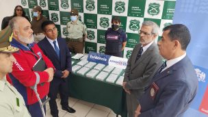 Con camión escáner de Aduanas descubren 34 kilos de drogas ocultas en vehículo de pasajeros