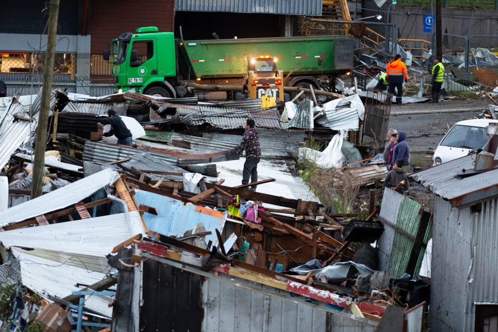 Tornado en Puerto Varas: Gobierno anuncia monto del el bono de recuperación para afectados