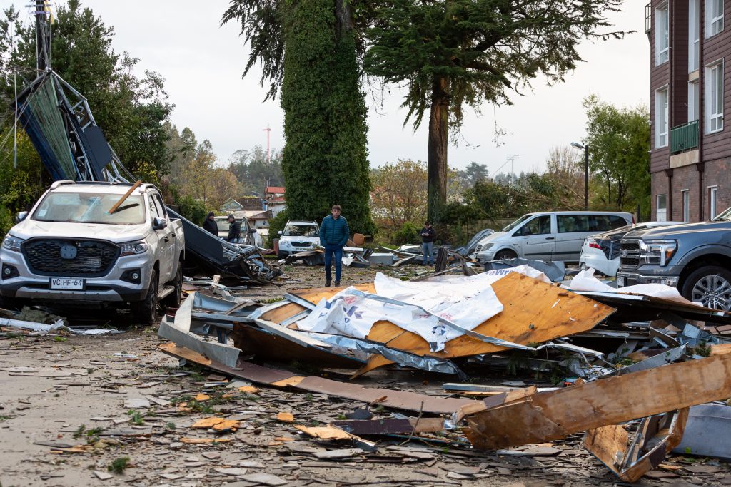 Puerto Varas se levanta: Alcalde Gárate presenta plan de recuperación tras devastador tornado