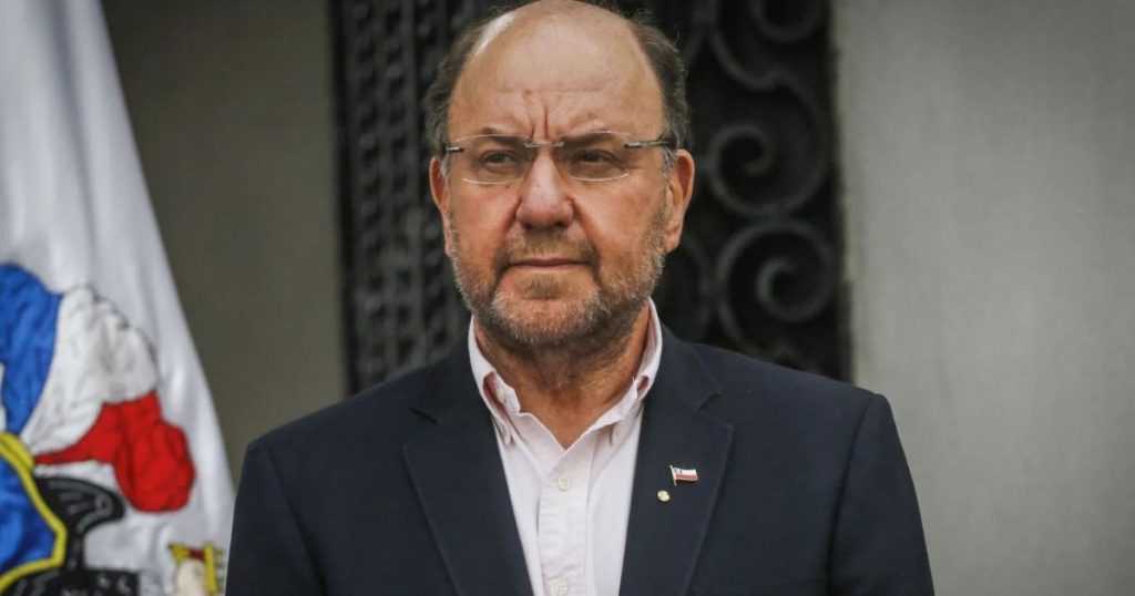 Alfredo Moreno por informe de la Comisión: “Esperar tierras puede tardar más de 100 años si no cambiamos el sistema”