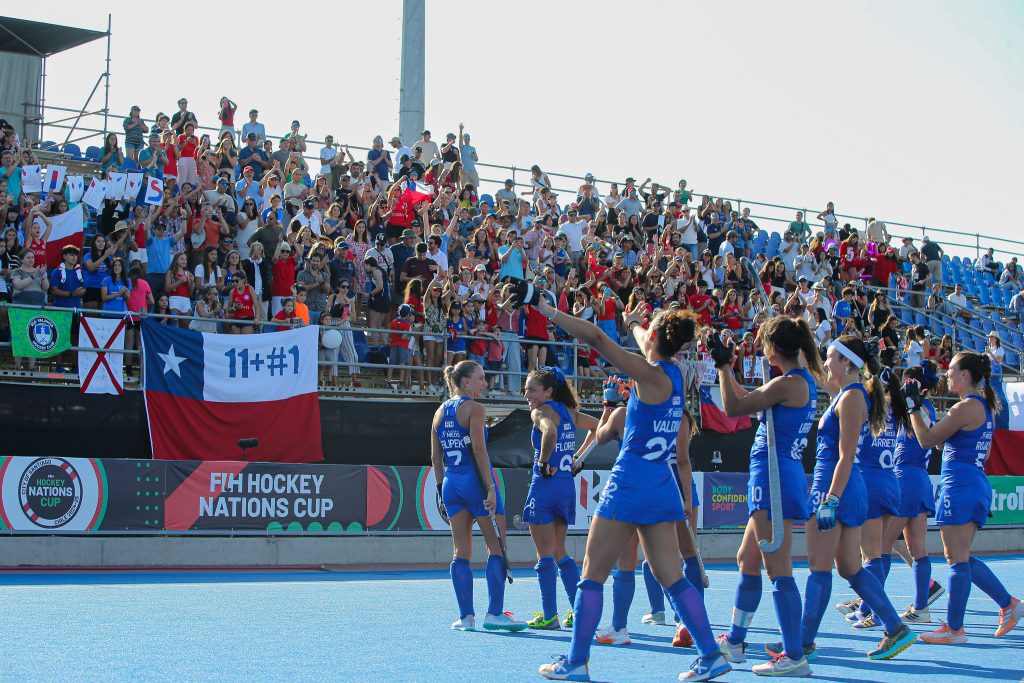 Las Diablas inician gira internacional rumbo a Uruguay 2025