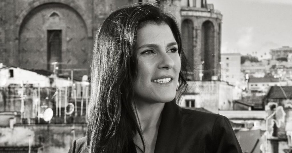 Cantante Ítalo-Napolitana FLO presenta “Canzoni di Sale” en Chile con entradas gratis: Conoce los detalles acá