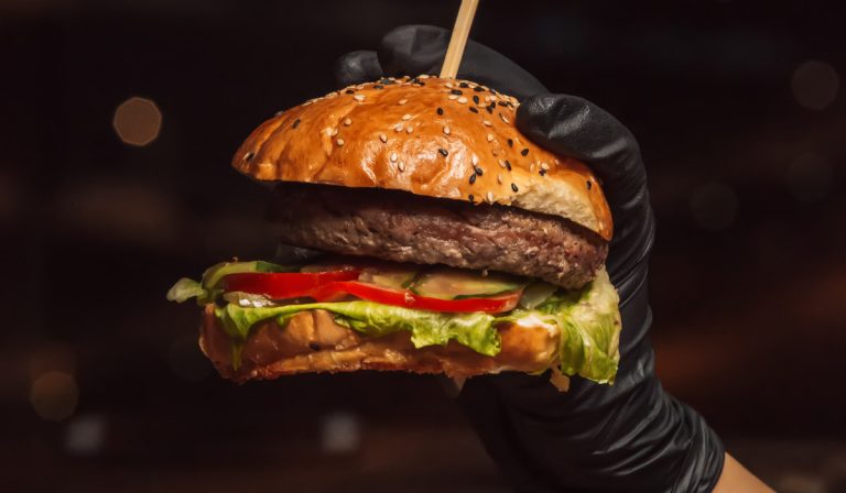 Buscan las mejores hamburguesas de Chile: cómo votar por tu favorita en The Top Burger 2026