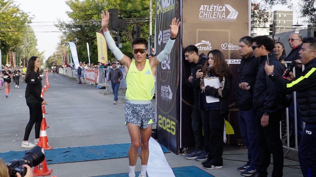 Maratonista olímpico Hugo Catrileo liderará la delegación chilena en Santiago 2025