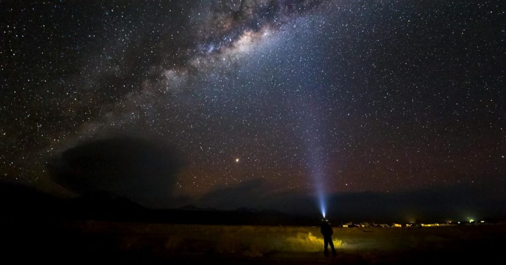Lluvia de estrellas Eta Acuáridas iluminará Chile este 6 de mayo: conoce aquí cómo y cuándo verla