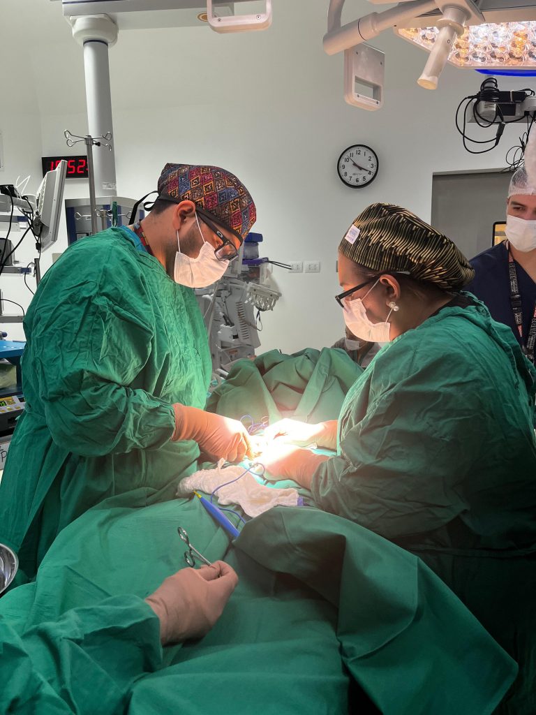 “Creciendo sin Espera” llega a Santiago para operar a niños en lista de espera