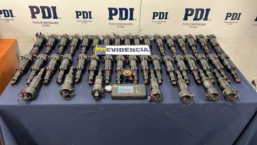 PDI y Aduanas sacan de circulación casi 18 mil dosis de resina de cannabis