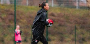 Orgullo chileno: Christiane Endler vuelve a ser la mejor arquera de Francia