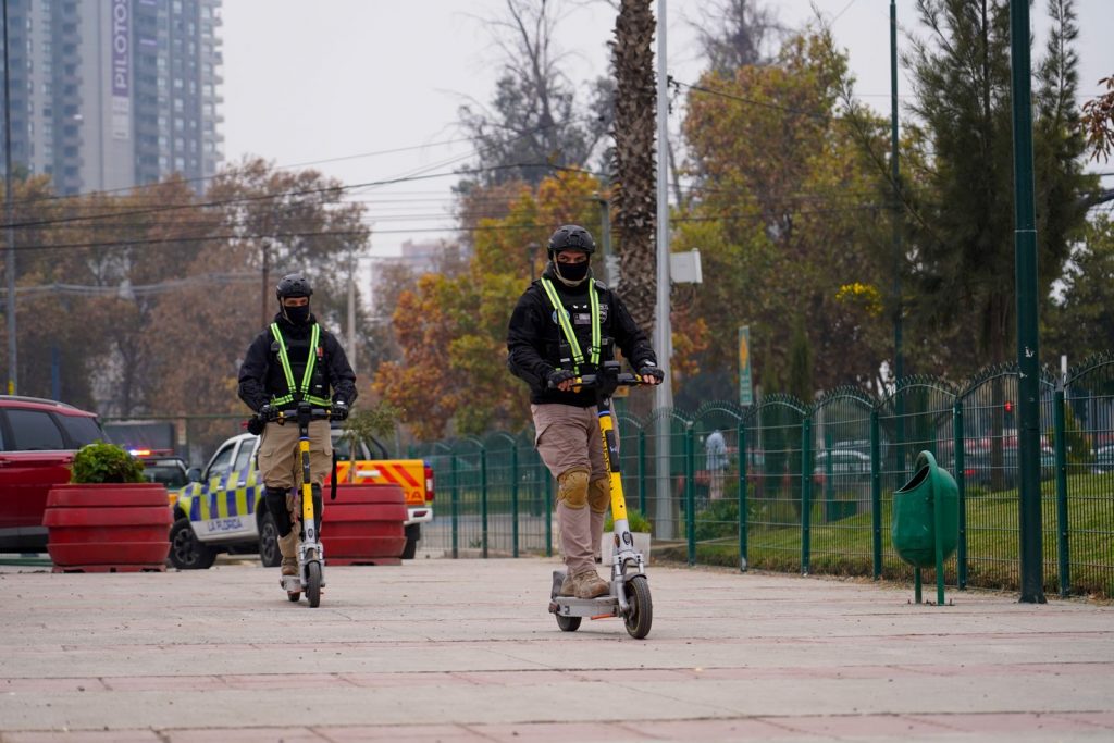 Municipalidad de La Florida lanza patrulla montada y eléctrica para reforzar la seguridad preventiva