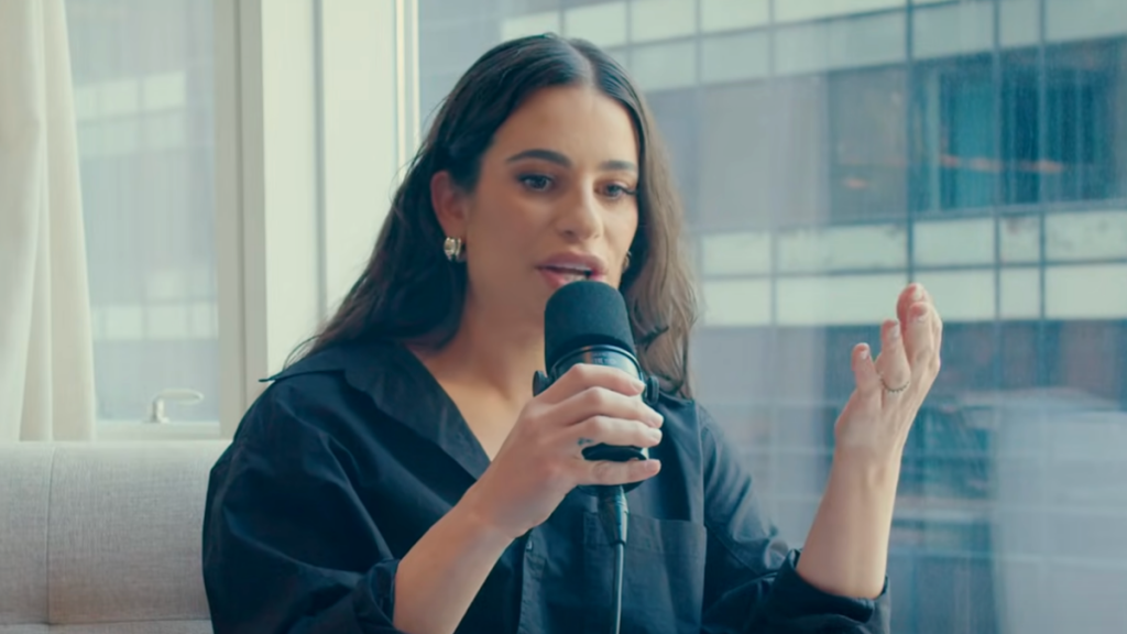 Lea Michele le pone punto final al rumor más absurdo sobre su vida: “¡Claro que sé leer!”