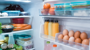 Chilenos apuestan por lo práctico: alimentos refrigerados y congelados ya representan el 12% del presupuesto en comida