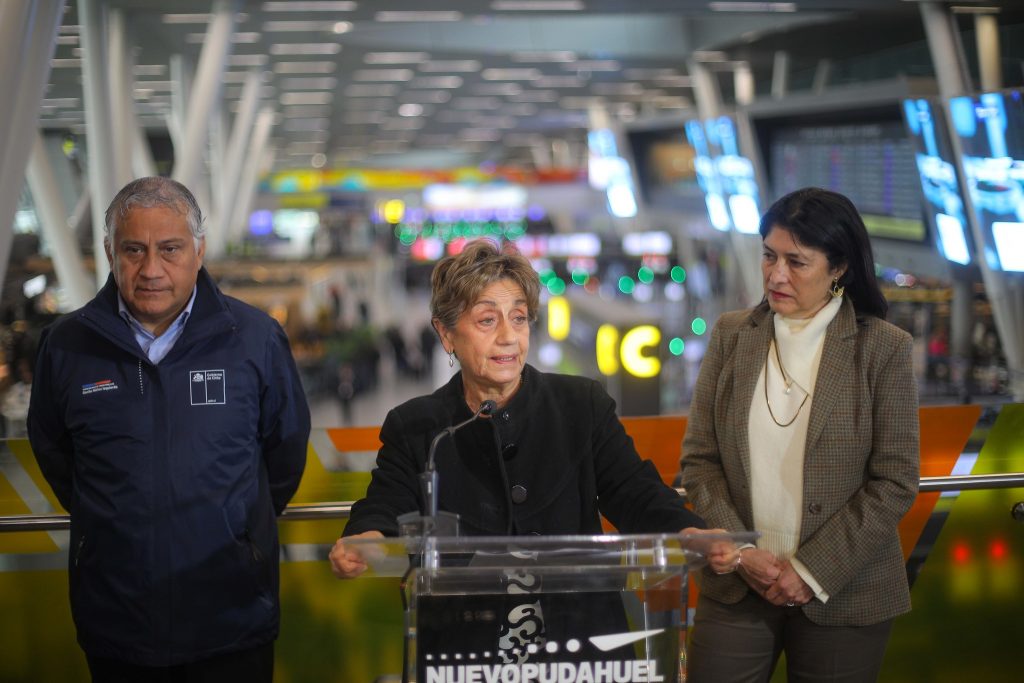 MOP anuncia Plan de Modernización del Aeropuerto de Santiago: proyectan triplicar capacidad