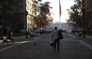 INE: Tasa de desocupación de la población extranjera fue 6,7% en el trimestre febrero - abril