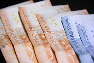 Toma de razón: Contraloría cursa el decreto que establece reajuste al sueldo mínimo