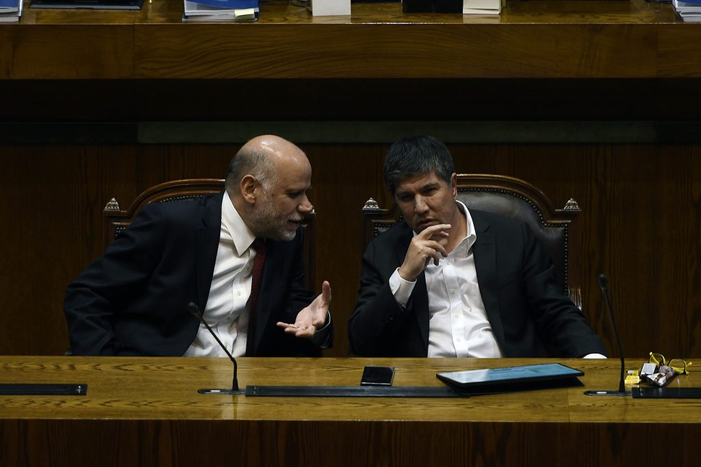 Gobierno responde a Monsalve y asegura que sumario fue iniciado antes de aceptar su renuncia