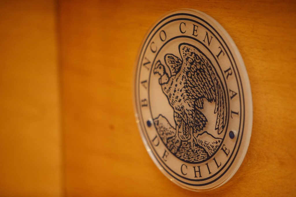 IPoM: Banco Central mejora la expectativa de crecimiento para 2025
