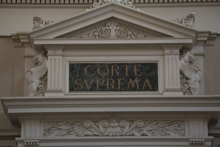 Corte Suprema informa que han rechazado más de 1.400 recursos de protección por cobros del CAE