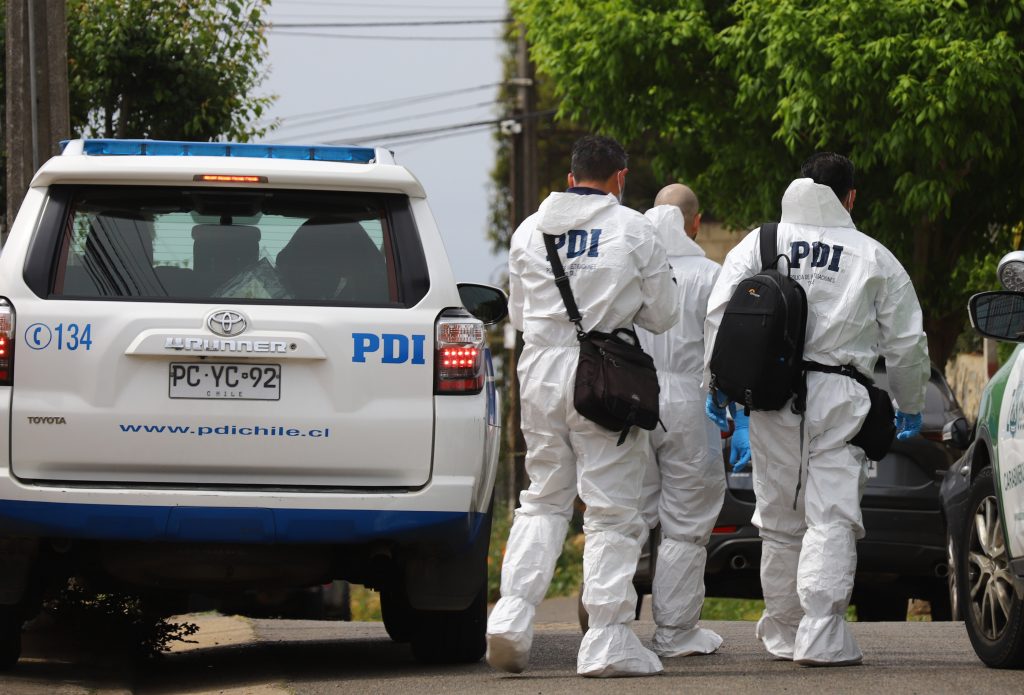PDI investiga hallazgo de cadáver femenino en zona sur de Iquique