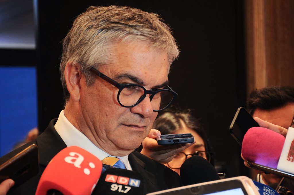 Ministro de Hacienda y escenario mundial: “nuestra economía se ha ido fortaleciendo con el correr del tiempo