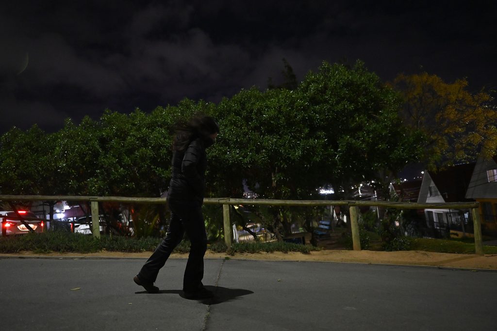 Sistema frontal: SEC reporta más de 6 mil clientes sin luz en la RM
