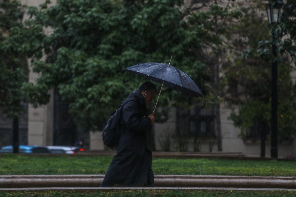 Declaran Alerta Temprana Preventiva por vientos de hasta 100 km/h en el sur del país