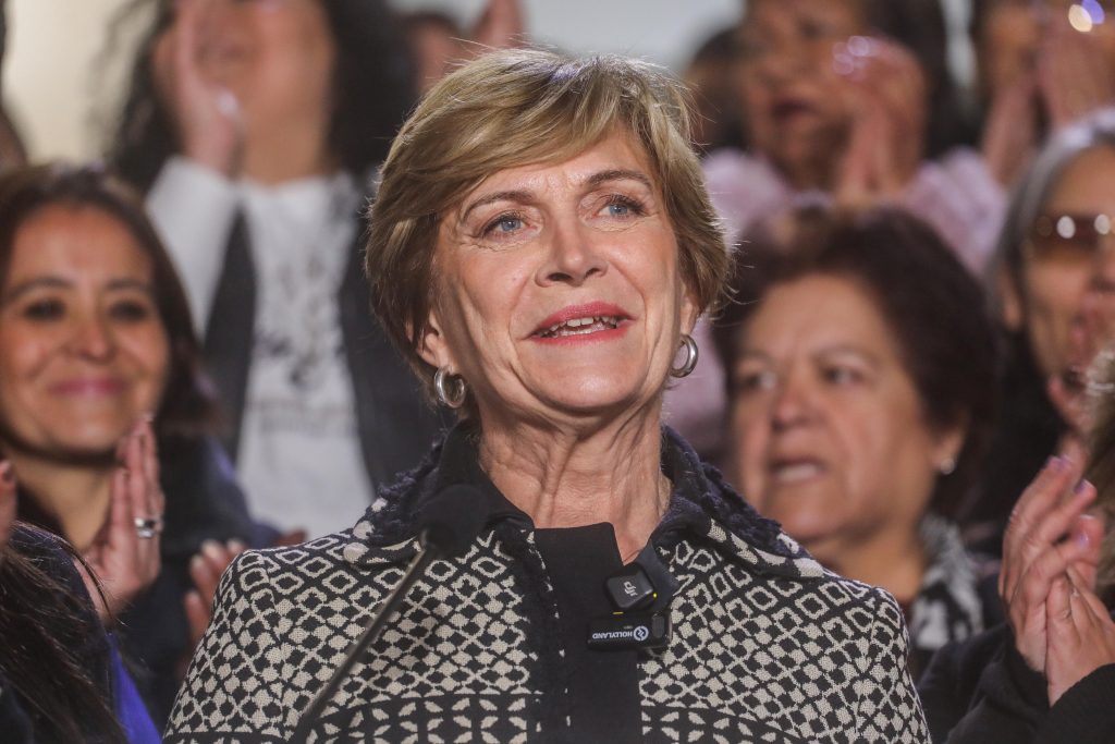 Evelyn Matthei tras triunfo de Jara: 