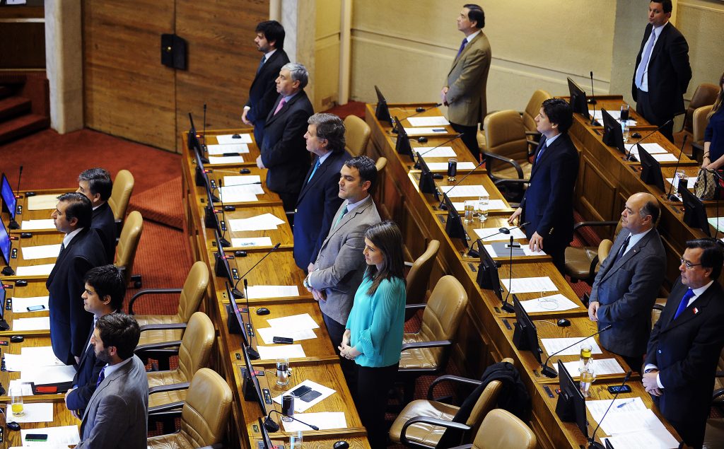 Congreso discutirá informe de Contraloría: Oposición exige mayor fiscalización al Gobierno