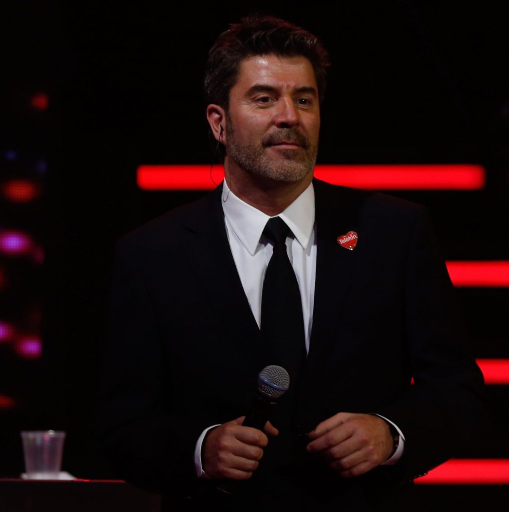 “Pollo” Valdivia al Congreso: Animador evalúa postular como diputado por la RM con apoyo de la DC