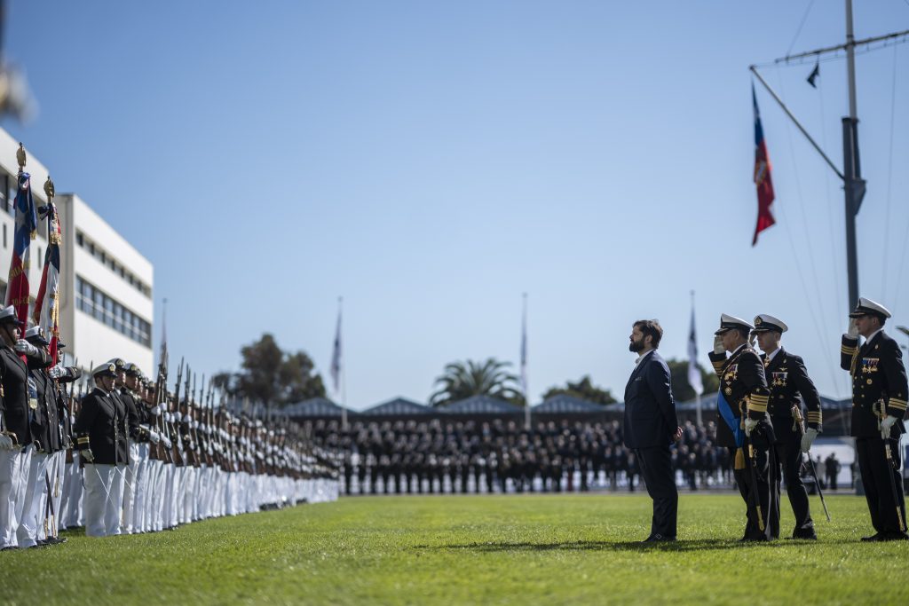 Presidente Boric encabezó ceremonia de cambio de mando de la Armada