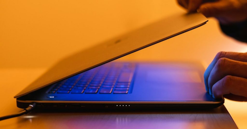 Por qué tu notebook se descarga tan rápido: errores comunes