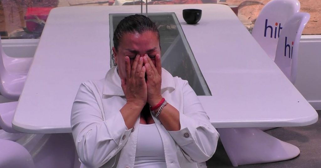 El gesto que hizo llorar a Marlen Olivari en “Mundos Opuestos”: se quebró por varios minutos