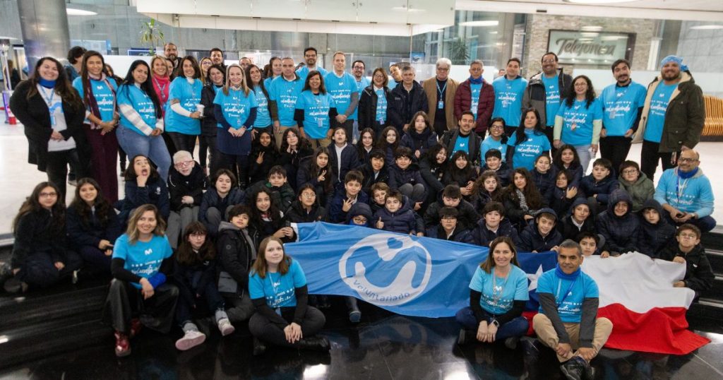 SUBTEL y Movistar Chile lanzan jornada de voluntariado que formará en habilidades digitales a más de 5 mil estudiantes de las 16 regiones del país